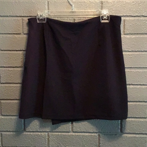 Mini skirt - Picture 3 of 8